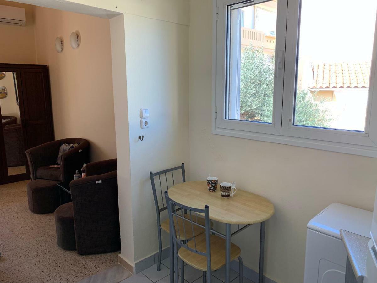 Cozy One-bedroom In Halepa, Chania Appartamento